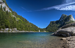 A Sunny Afternoon at the Lake 